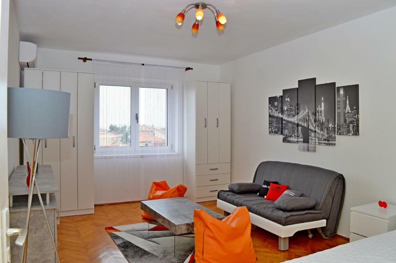 Braavos Apartamento Šibenik Exterior foto